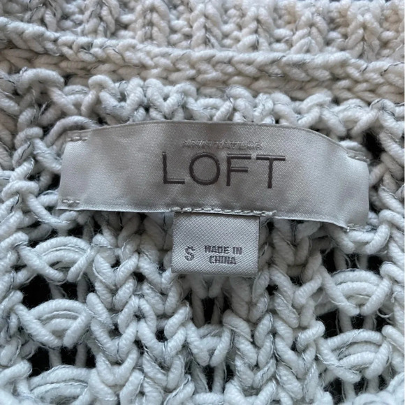 LOFT Ann Taylor Cotton Blend Loose Knit Sweater Women’s Small Off White & Gray - Picture 6 of 8